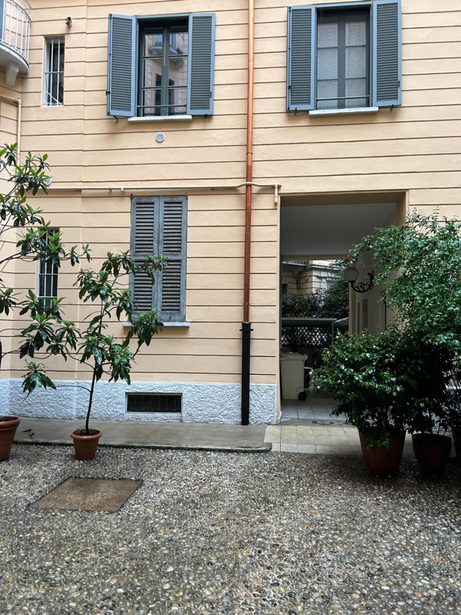Via Monti, Cadorna Station, Historic Center Sforzesco Castle Apartment Milan Exterior photo