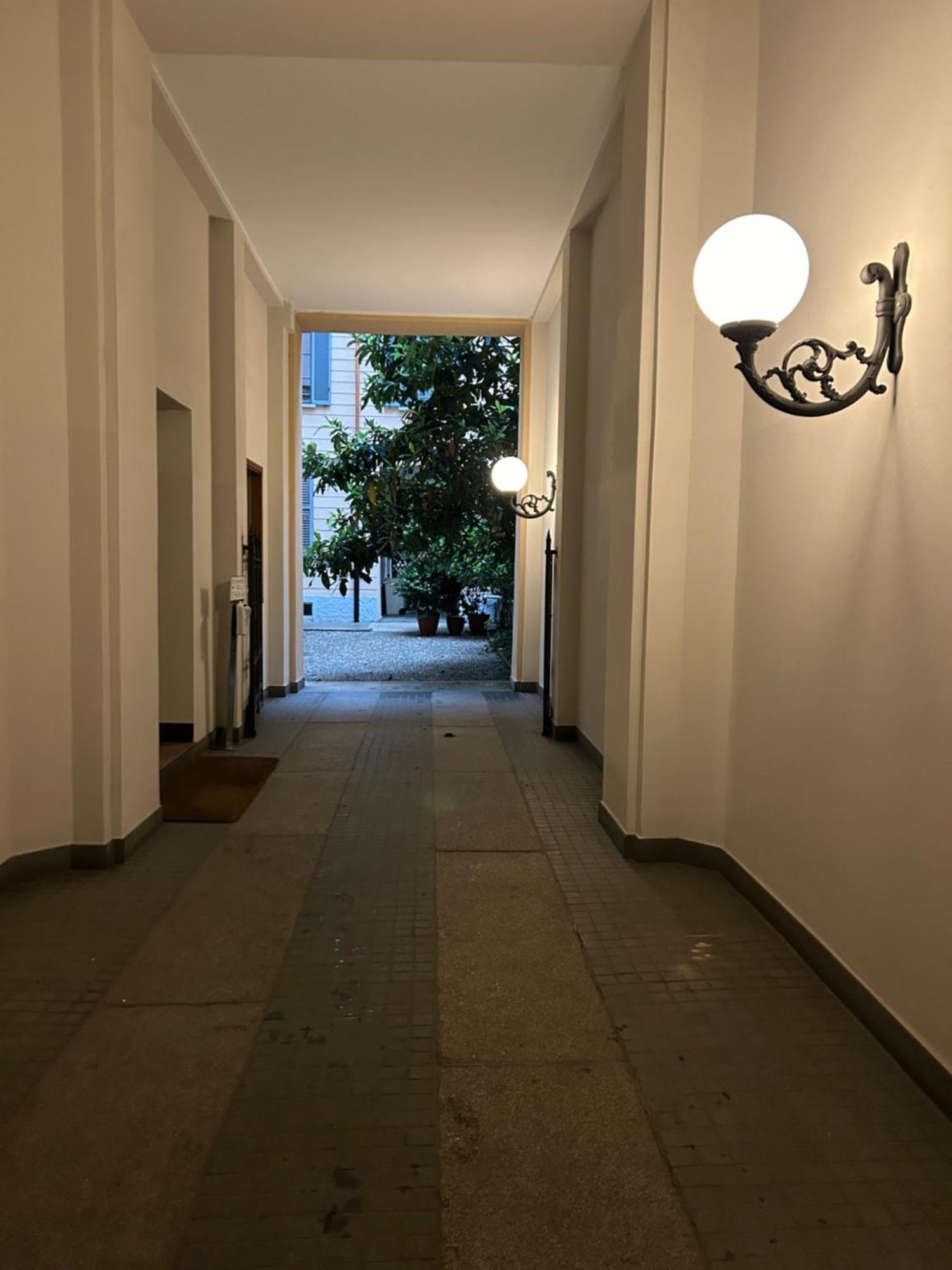Via Monti, Cadorna Station, Historic Center Sforzesco Castle Apartment Milan Exterior photo